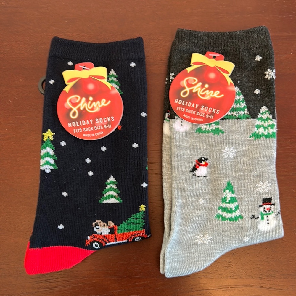 Shine Holiday Socks 2 pairs NWT